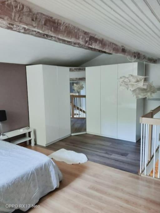 Appartement Au Coeur Du Village De Callian Екстериор снимка